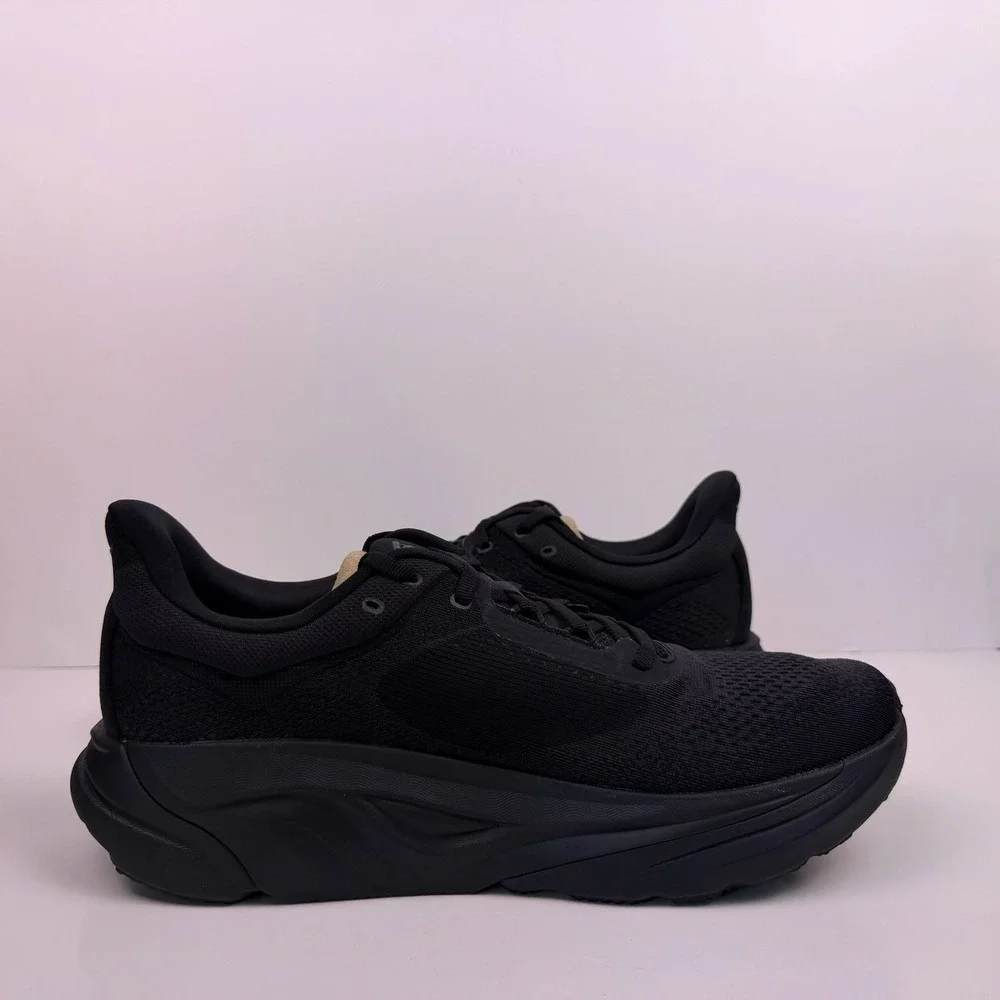 Hoka One One Arahi 9 Running Shoe Men Sz 10D Black/Black 1176531 BBLC Sample